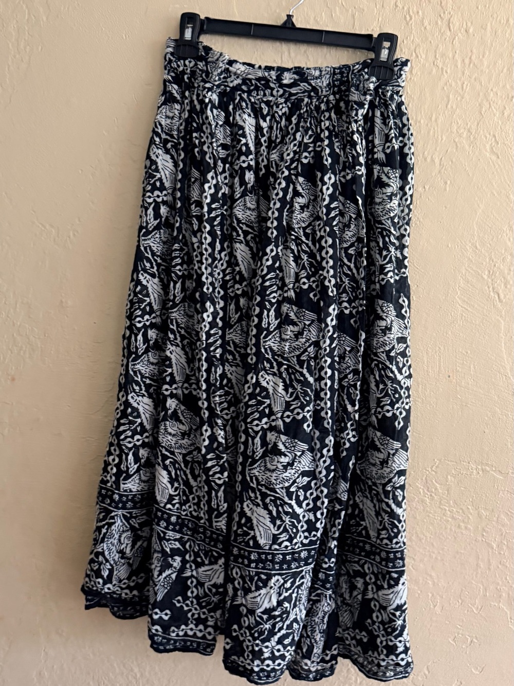 Women’s Black & White Printed Maxi Skirt - Picture 2 of 5